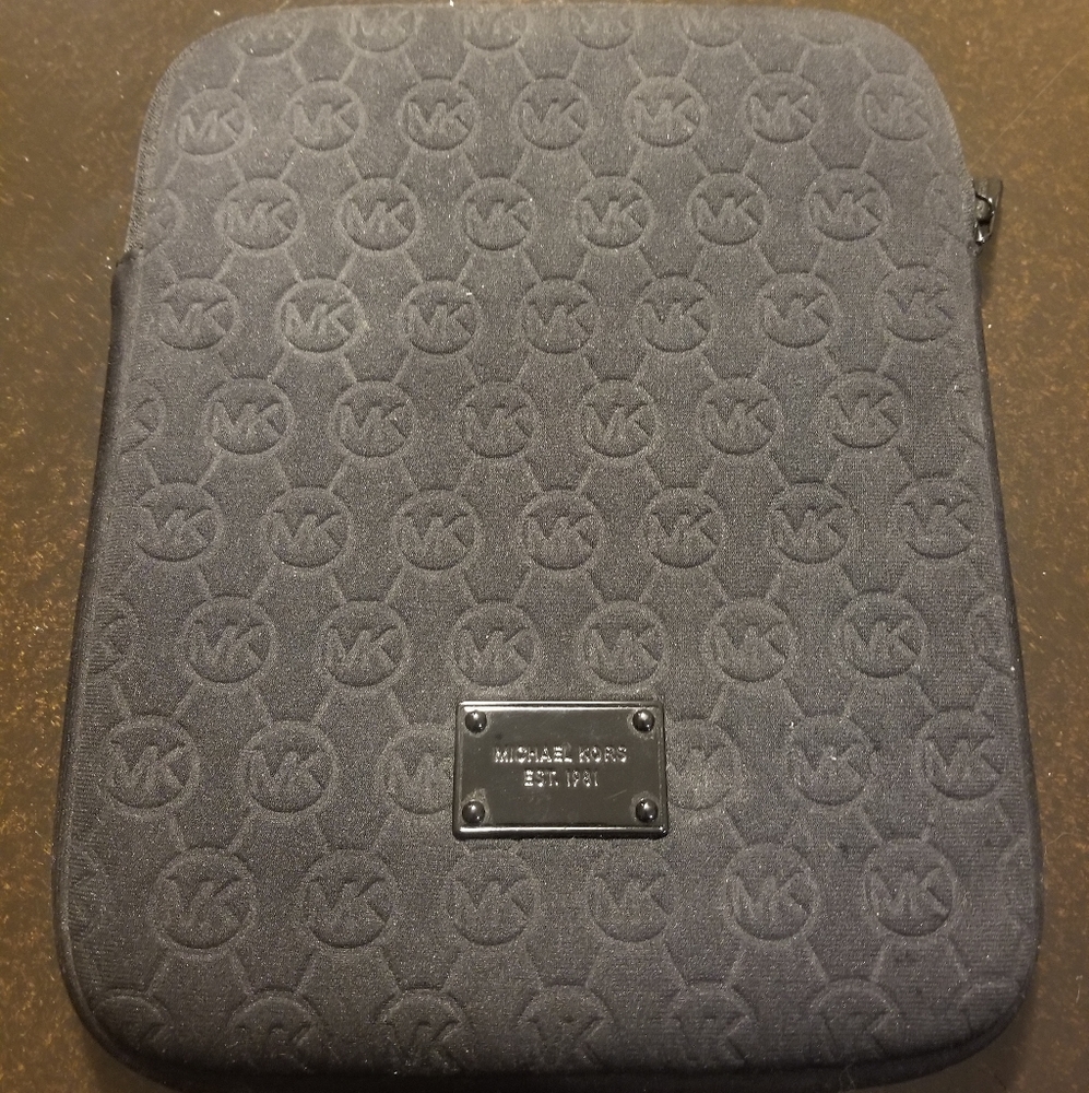 iPad case Michael Kors